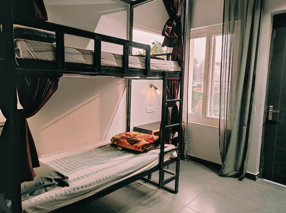 Indian Culture Hostel Rishīkesh Екстериор снимка